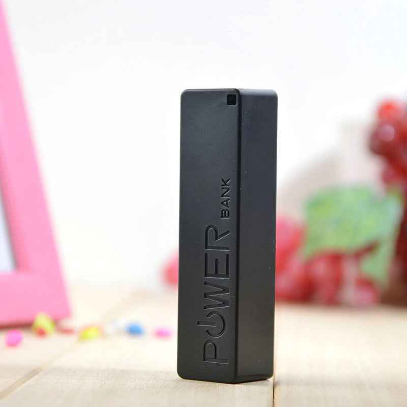 Fast Charging Portable Power Bank – Power Bank Mobile - in use demonstration