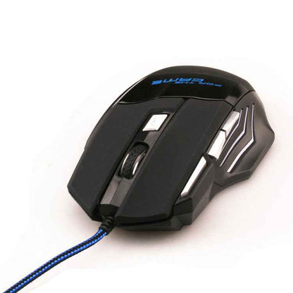 Ultra-Light Gaming Mouse - size comparison